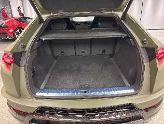 LAMBORGHINI URUS 2024 Image 23