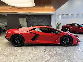 LAMBORGHINI REVUELTO 2025 Image 14