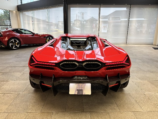 LAMBORGHINI REVUELTO 2025 Image 22