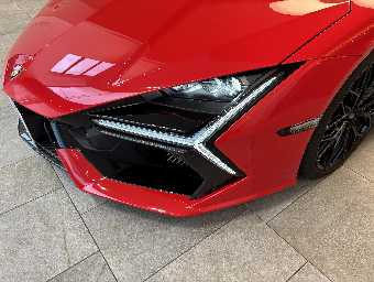 LAMBORGHINI REVUELTO 2025 Image 19