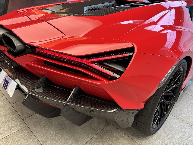 LAMBORGHINI REVUELTO 2025 Image 26