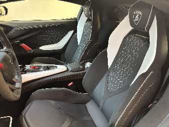 LAMBORGHINI REVUELTO 2025 Image 27