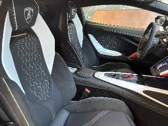 LAMBORGHINI REVUELTO 2025 Image 30