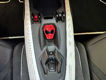 LAMBORGHINI REVUELTO 2025 Image 42