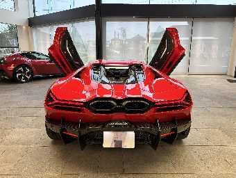 LAMBORGHINI REVUELTO 2025 Image 6