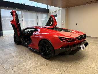 LAMBORGHINI REVUELTO 2025 Image 7