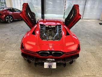 LAMBORGHINI REVUELTO 2025 Image 10