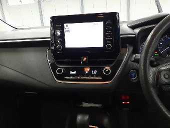 TOYOTA COROLLA TOURING 2020 Image 9