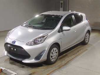 TOYOTA AQUA 2018 Image 1