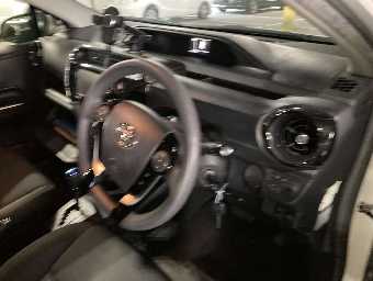 TOYOTA AQUA 2018 Image 5