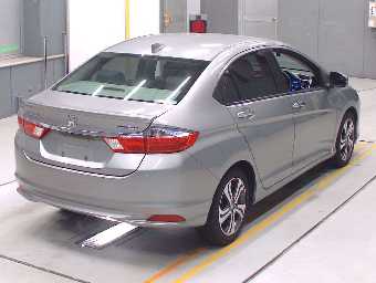 HONDA GRACE 2015 Image 2