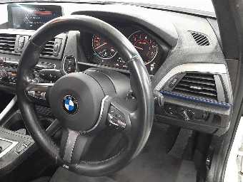 BMW 1 SERIES 2014 Image 7