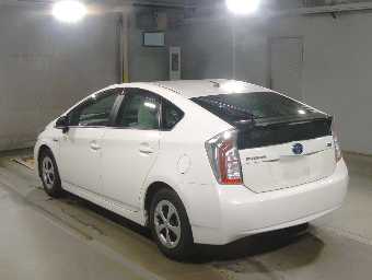 TOYOTA PRIUS 2014 Image 4