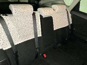 TOYOTA PRIUS 2014 Image 7