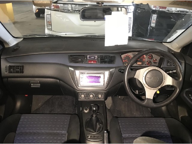 MITSUBISHI LANCER 2003 Image 25