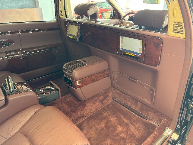 MERCEDES MAYBACH 62 2005 Image 35