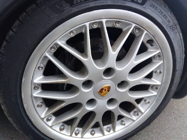 PORSCHE 911 1996 Image 20