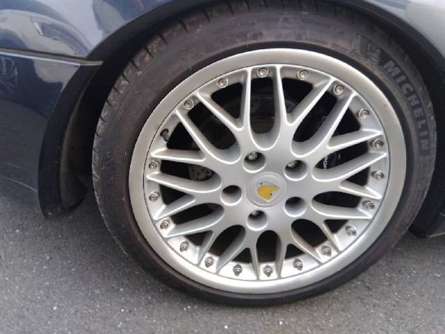 PORSCHE 911 1996 Image 21