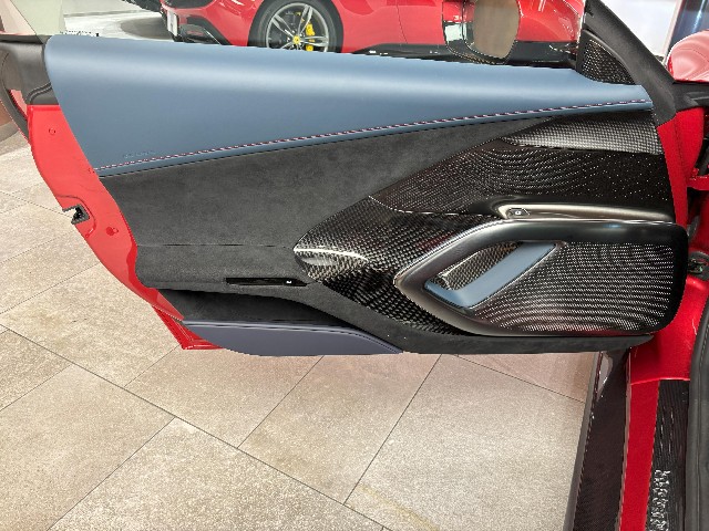 FERRARI 12 CILINDRI 2025 Image 27