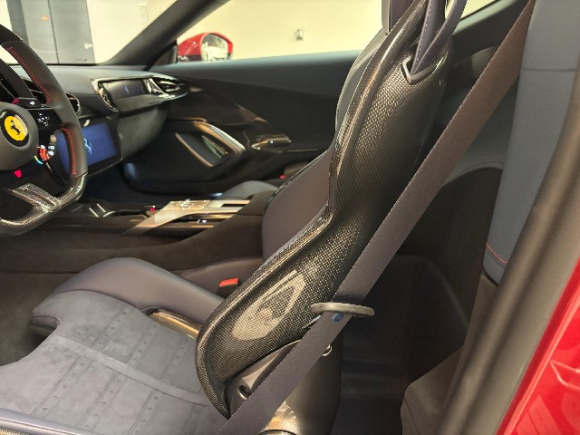 FERRARI 12 CILINDRI 2025 Image 30