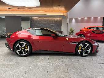 FERRARI 12 CILINDRI 2025 Image 4