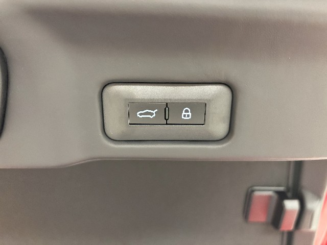 FERRARI 12 CILINDRI 2025 Image 33