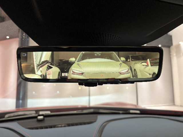 FERRARI 12 CILINDRI 2025 Image 44