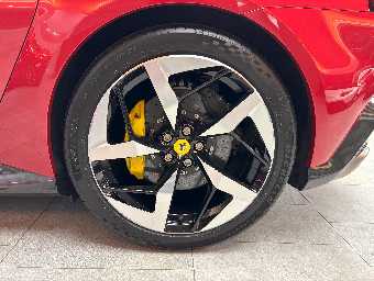 FERRARI 12 CILINDRI 2025 Image 10