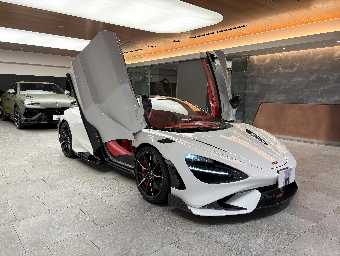 MCLAREN 765LT SPIDER 2023 Image 21
