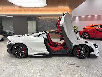 MCLAREN 765LT SPIDER 2023 Image 22