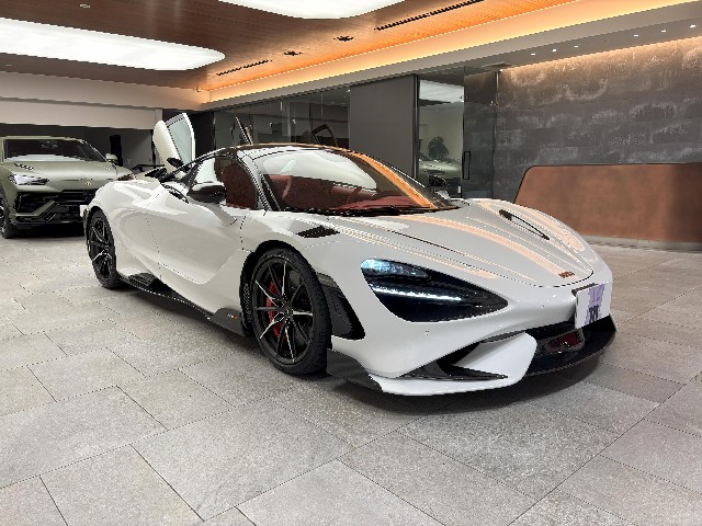 MCLAREN 765LT SPIDER 2023 Image 37