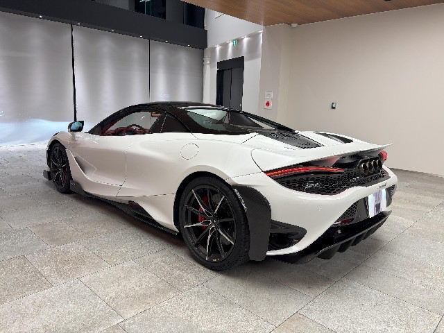 MCLAREN 765LT SPIDER 2023 Image 41