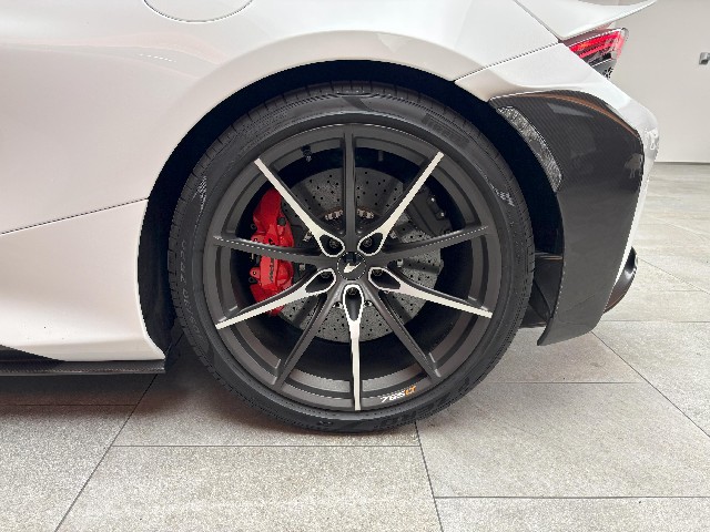 MCLAREN 765LT SPIDER 2023 Image 44