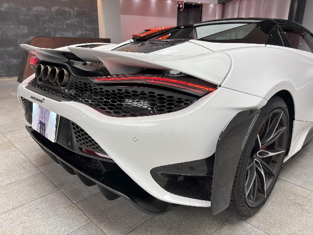 MCLAREN 765LT SPIDER 2023 Image 48