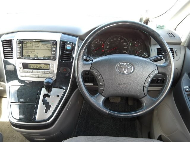 TOYOTA ALPHARD 2003 Image 37
