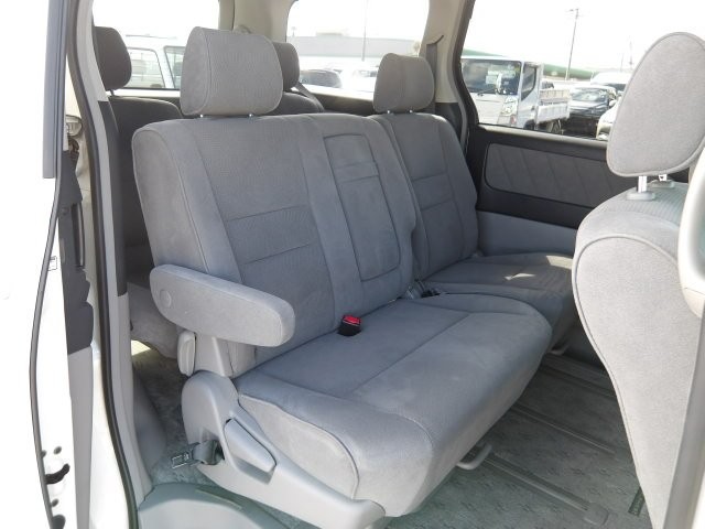TOYOTA ALPHARD 2003 Image 46