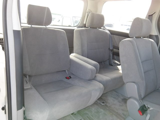 TOYOTA ALPHARD 2003 Image 47