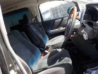 TOYOTA ALPHARD 2010 Image 5