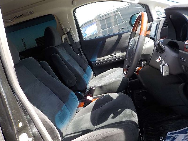 TOYOTA ALPHARD 2010 Image 31