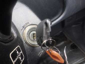 TOYOTA HILUX SPORTS PICK UP 2003 Image 12