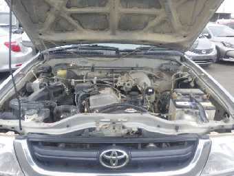 TOYOTA HILUX SPORTS PICK UP 2003 Image 24
