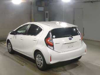 TOYOTA AQUA 2018 Image 4