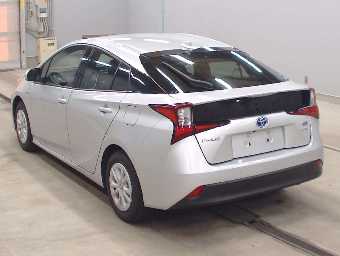 TOYOTA PRIUS 2019 Image 6