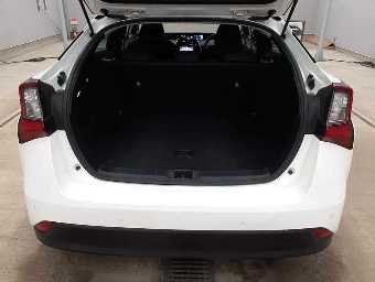 TOYOTA PRIUS 2019 Image 11