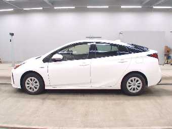 TOYOTA PRIUS 2019 Image 4