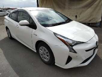 TOYOTA PRIUS 2018 Image 6