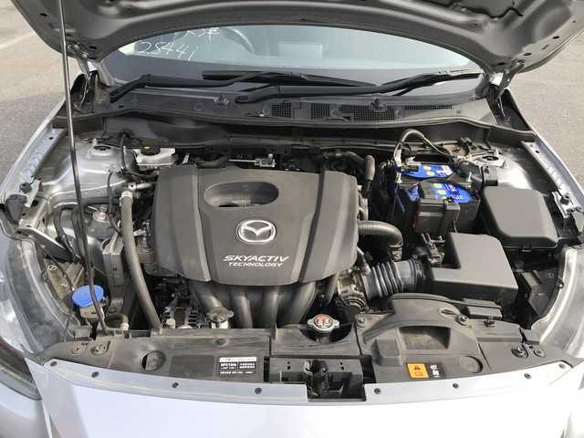 MAZDA DEMIO 2018 Image 21