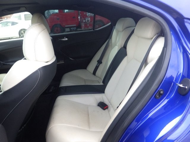 LEXUS IS 2008 Image 29