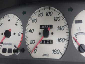 MAZDA BONGO FRIENDEE 2001 Image 9