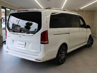 MERCEDES BENZ V CLASS 2022 Image 2